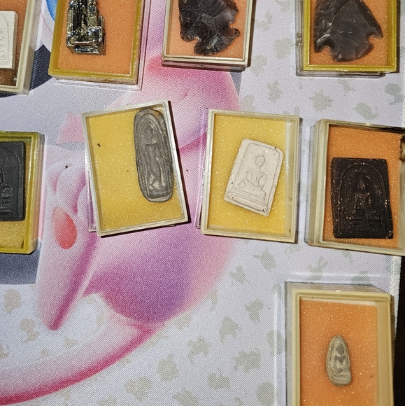 THAI Buddha Amulets, Pendants Indian Arrowheads,Rare , Ancient? - Picture 11 of 14